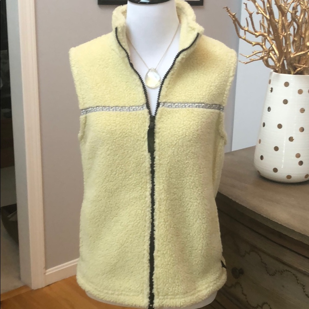Horny Toad cream colored fleece vest